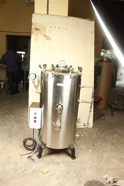 Stainless Steel Laboratory Vertical Autoclave Nes At Rs