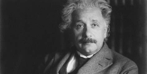 Materia On Twitter Un Día Como Hoy En 1915 Albert Einstein Presentó