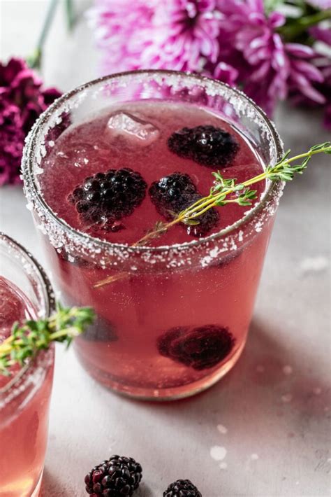 15 Best Blackberry Cocktails To Drink