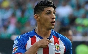 Alan Pulido Define Su Futuro Le Dice No A Chivas Y Cruz Azul