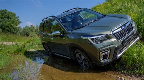 Nuova Subaru Forester Ibrida Prova Su Strada Uscita Prezzi