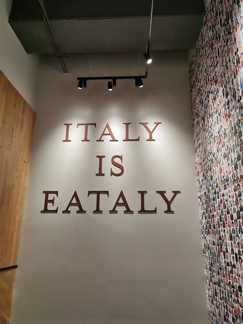 Now Open Eataly Toronto Italian Shop Toronto Canada Movernie On The Move