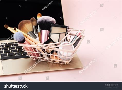 Shopping Beauty Products Over 156807 Royalty Free Licensable Stock