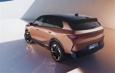 A Powerful Electric Suv Unveiling The All New Opel Grandland