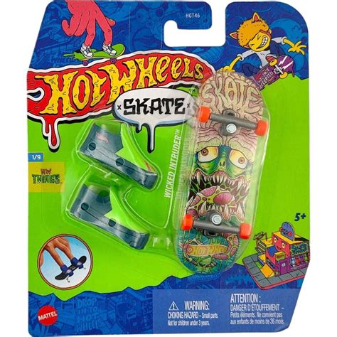 Mattel Hot Wheels fingerboard a boty cm Wicked Intruder Maxíkovy hračky
