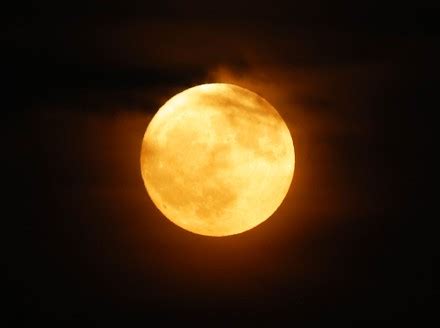 250 First supermoon 2023 Stock Pictures, Editorial Images and Stock ...