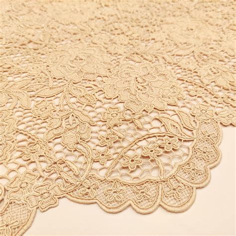 Tessuto Pizzo macramè doppio smerlo motivo floreale beige Iaia Tessuti