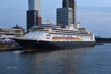 MS Rotterdam Het Cruiseschip MS Rotterdam Van De Holland A Flickr