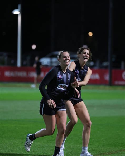 Collingwood AFLW on Twitter: "🌃"