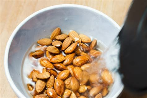 Almonds To Fig Heres Why You Must Eat These 5 Soaked Dry Fruits Empty