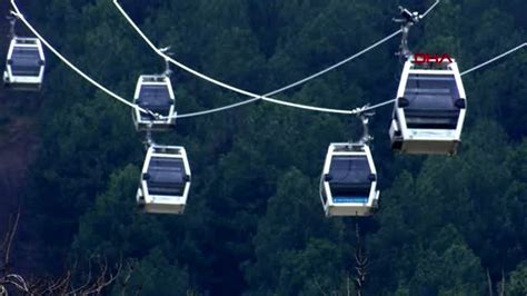 Bursa şiddetli lodos nedeniyle teleferik seferleri iptal edildi