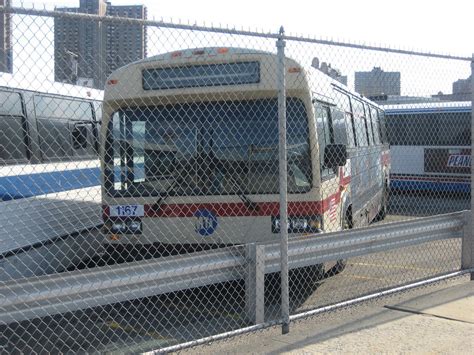 MTA Bus MCI TC 40102A Classic 1167 Ex Jamaica Buses 6 Flickr