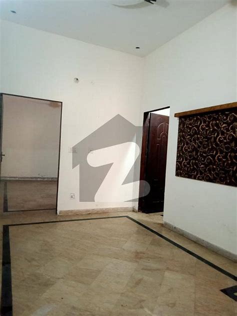 Marla Bed Lower Portion For Rent In Psic Society Near Lums Dha