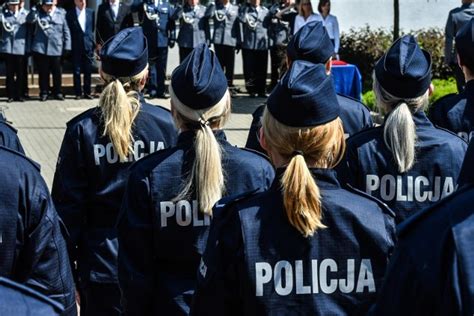 Dziury W Szeregach Krajowej I Kujawsko Pomorskiej Policji