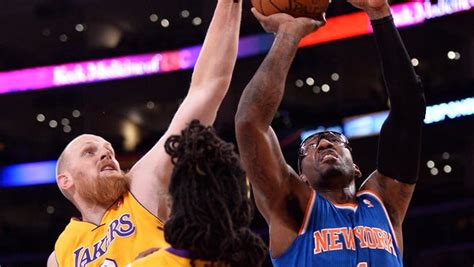 Lakers Blow Out Knicks Behind Phenomenal Bench Play