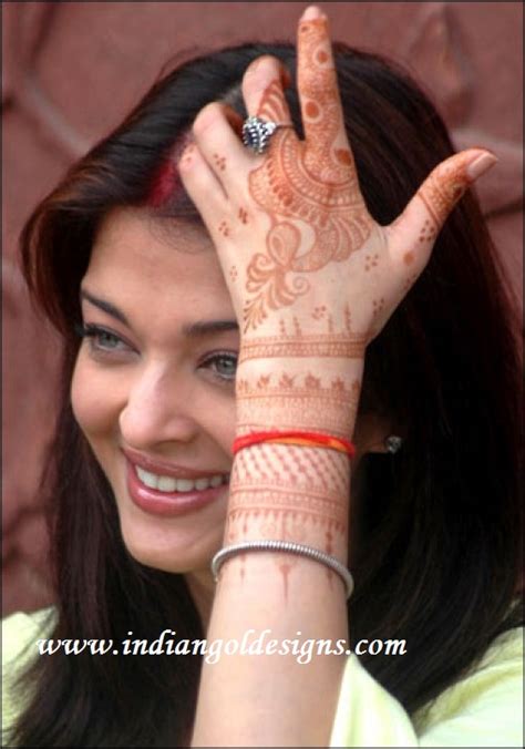 Gold and Diamond jewellery designs: Aishwarya rai mehendi design and ...