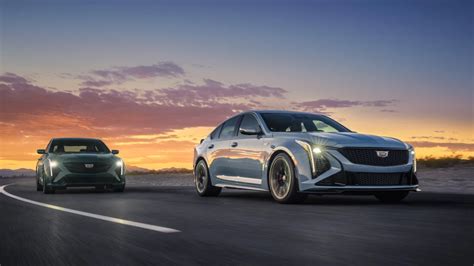 2025 Cadillac Ct5 V And Ct5 V Blackwing Get Refreshed Styling Massive Screen Autoblog