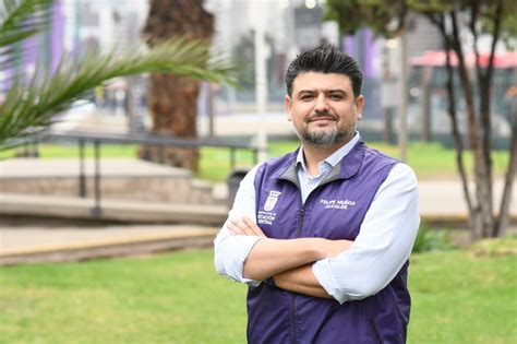 Felipe Muñoz alcalde de Estación Central Hogar de Cristo