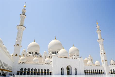 Sheikh Zayed Grand Mosque How To Visit In Abu Dhabi Uae