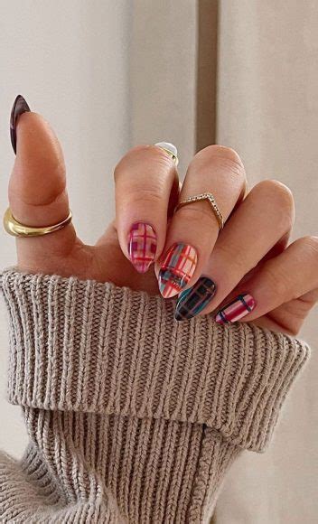 50 Trending Autumn Nail Colours And Designs Fall Flannel Nails