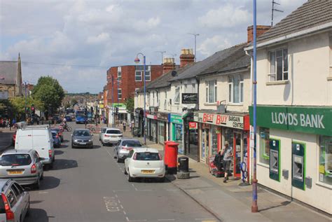 Cricklade Road Gorse Hill Swindon © Helen Iwanczuk Geograph Britain