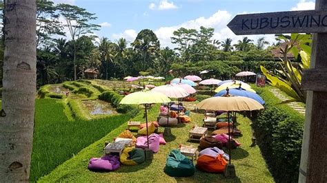 Restoran Tempat Makan Di Ubud Bali Yang Terkenal Enak Terjangkau