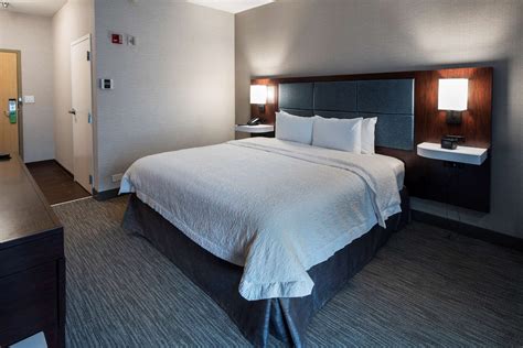 Hampton Inn & Suites Chicago/Lincolnshire Lincolnshire, Illinois, US ...