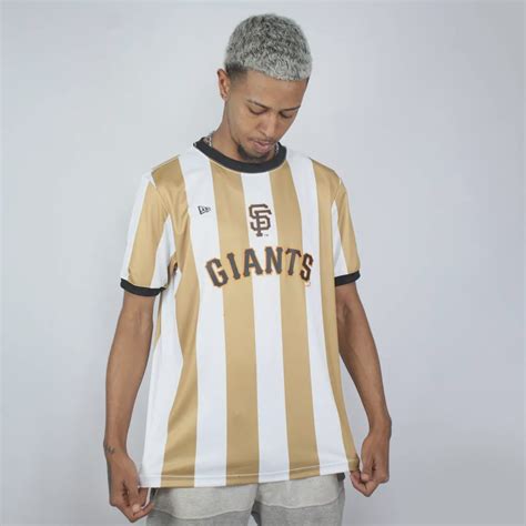 Camiseta New Era Soccer San Francisco Giants Branco Submarino