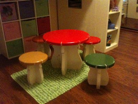 Diy Kids Mushroom Table And Toad Stools Updated 3 Steps With