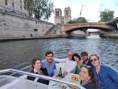 Paris Private Boat Tour Embark Near Eiffel Tower Getyourguide