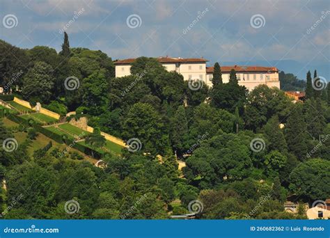 Luxury Villa in Tuscany, Famous Vineyard in Italy Stock Photo - Image ...