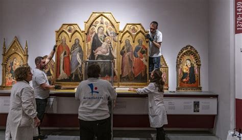 Galleria DellAccademia Al Via Il Restauro Della Madonna Col Bambino