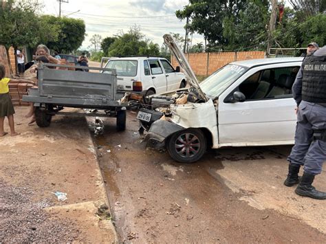 Acidente Entre Dois Carros Registado Na Avenida Paran Tv Centro Oeste