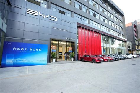 探店比亚迪4s店：销量飞升仅靠dm I技术吗？搜狐汽车搜狐网