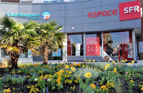 Sfr Numericable Pose Milliards Sur La Table Pour Racheter Bouygues