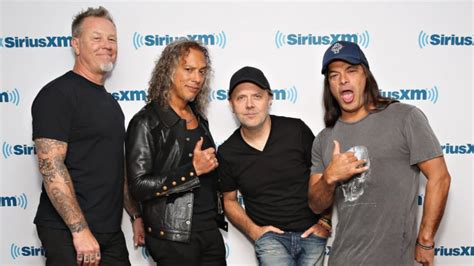 Kirk Hammett Believes 'Putting Out A Solo Album Only Makes Metallica ...