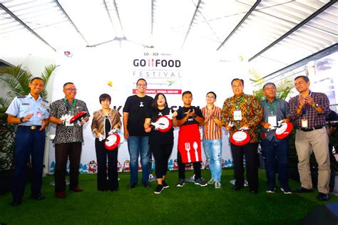 Majalah ICT 25 Merchant Kuliner Go Food Kini Hadir Di Husein