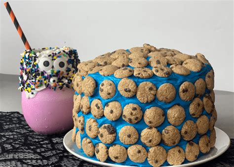 Cookie Crisp Cereal Milk Cake