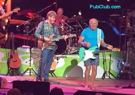 5 Things To Expect And Know About Jimmy Buffett Concerts