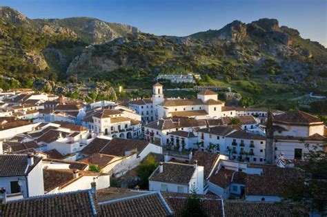 les   beaux villages blancs dandalousie lonely planet