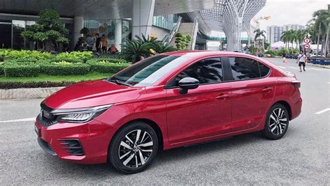 So sánh Toyota Vios và Honda City 600 triệu đồng nên mua xe nào