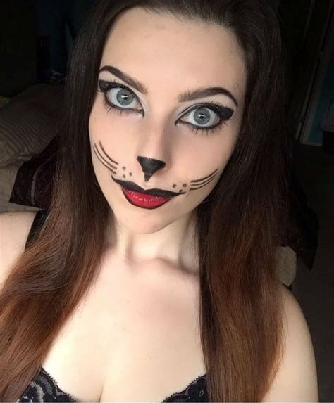 20 Cute Halloween Cat Makeup Looks The Glossychic Cat Halloween