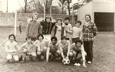 Photo De Classe Equipe De Foot Asm 197980 De 1980 Collège Sainte