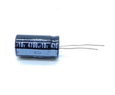 KIT 10 PEÇAS CAPACITOR ELETROLITICO 4700UF 10V RADIAL 105º