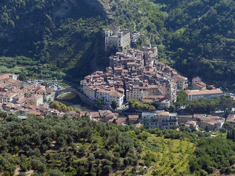 Alla scoperta di Imperia la città gli abitanti cosa visitare e mangiare