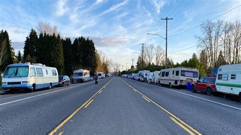 Portland plans to remove homeless camps along NE 33rd Drive | kgw.com