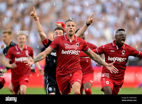 GENK Toby Alderweireld Of Royal Antwerp FC Celebrates The 2 2 During