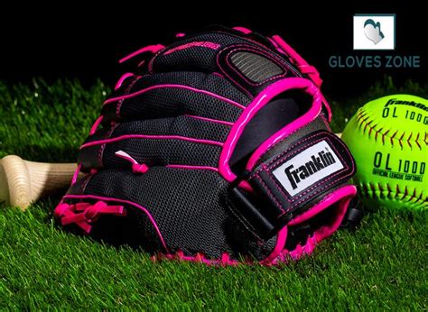 Best Outfield Gloves Review - Gloveszone