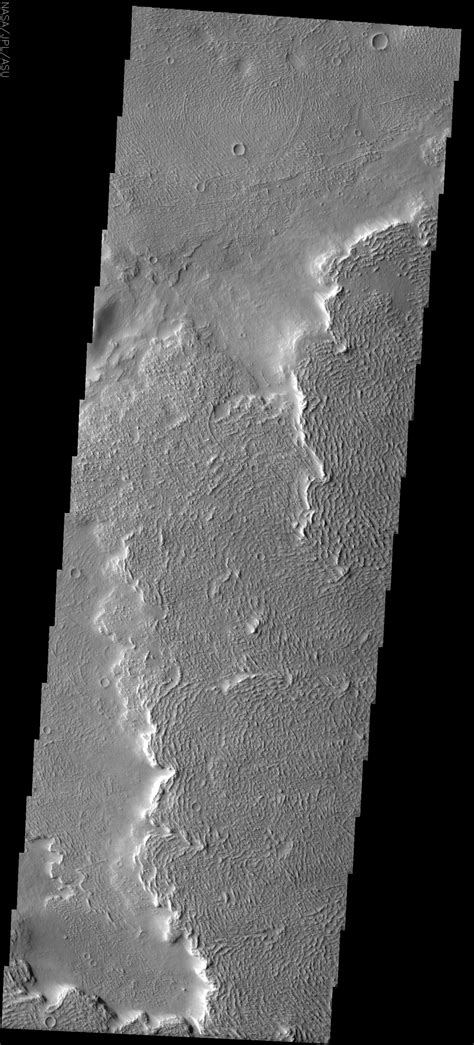 Nasa Mars Odyssey Themis Image Arsia Mons By Visible Light Spaceref