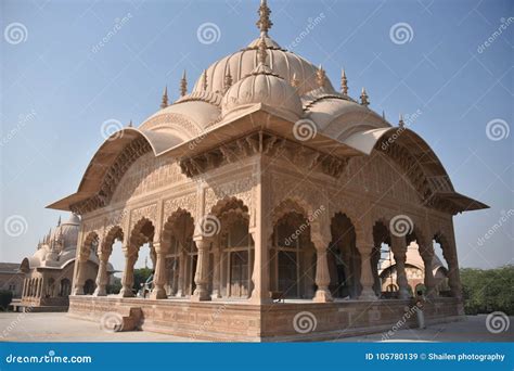 Kusum Sarovar, Mathura, India Stock Image - Image of landscape, mathura ...